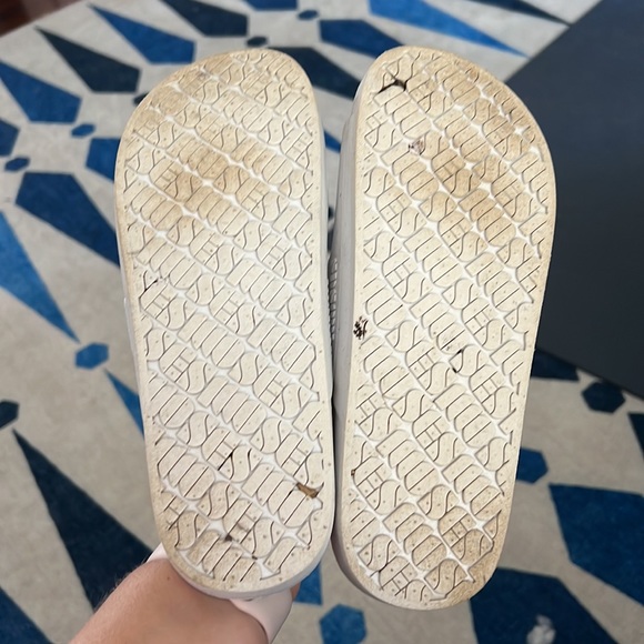 Freedom Moses white slides size 37-38 - Picture 2 of 3